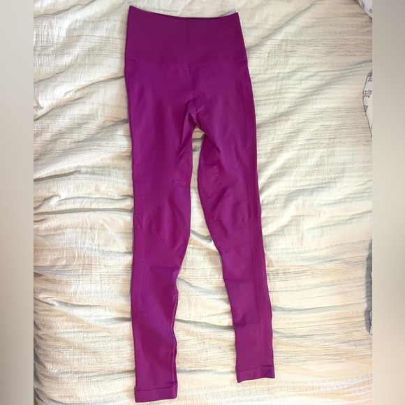 Lululemon Zone In Ultra Violet Tight - Picture 4 of 7